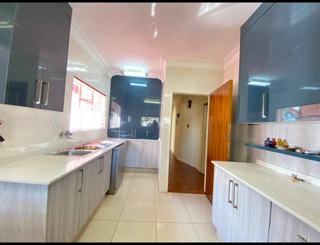 4 BEDROOM HOUSE FOR SALE IN LENNOXTON